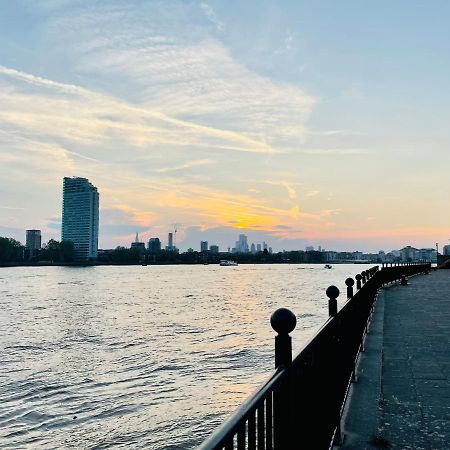 Riverside Premium Double Room Garden View E14 London Exteriör bild
