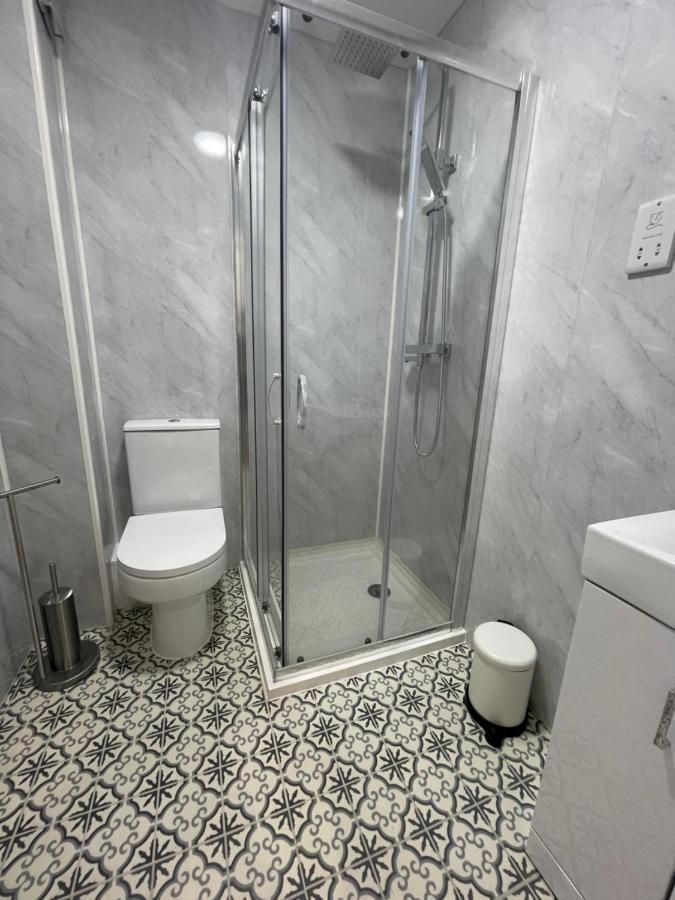 Riverside Premium Double Room Garden View E14 London Exteriör bild